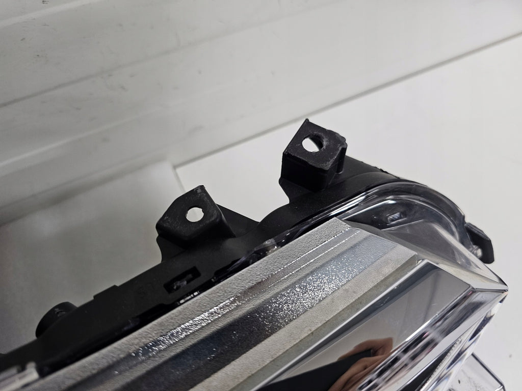 Frontscheinwerfer Toyota Auris 8113002K30 LED Rechts Scheinwerfer Headlight