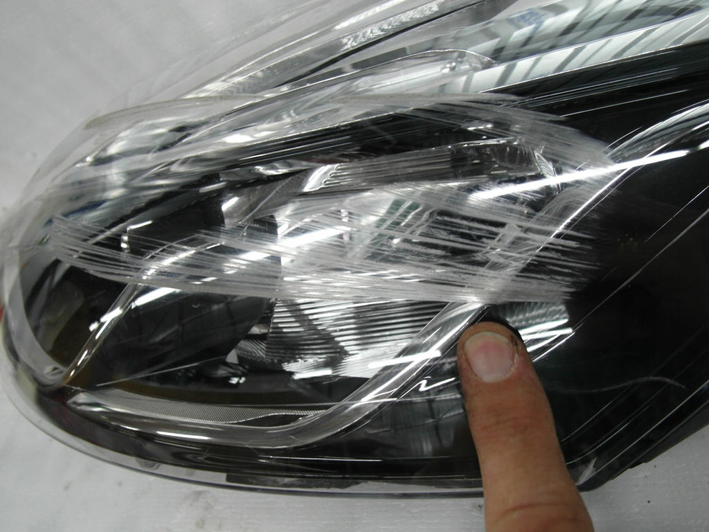 Frontscheinwerfer Renault Clio IV 260608367R Links Scheinwerfer Headlight SCH4822402637rd
