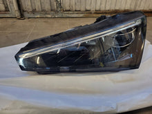 Laden Sie das Bild in den Galerie-Viewer, Frontscheinwerfer Skoda Scala 657941015A Vorderseite Scheinwerfer Headlight SCH2576560068wh
