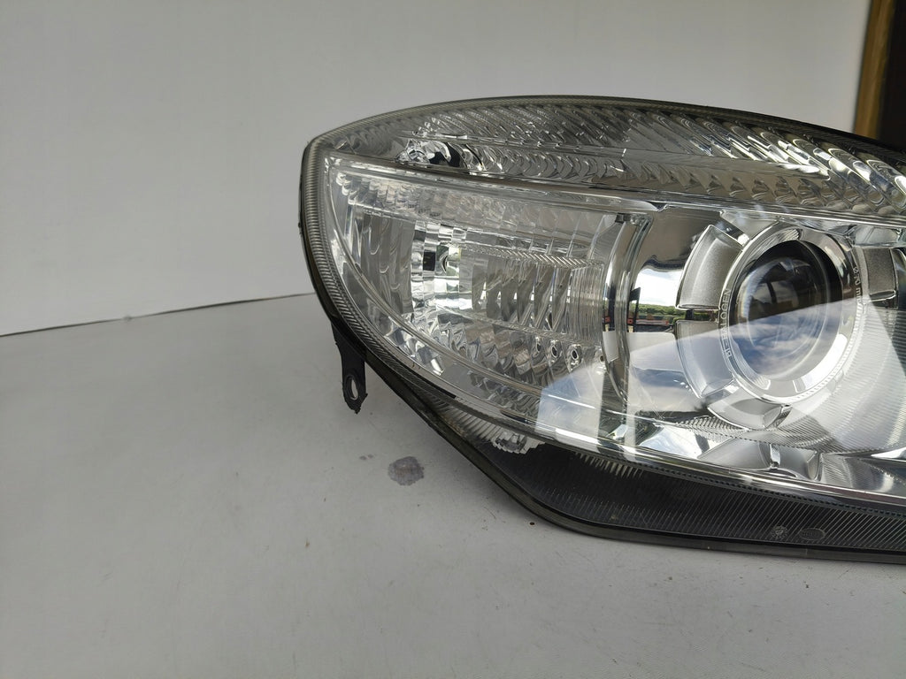 Frontscheinwerfer Skoda Fabia II Rechts Scheinwerfer Headlight