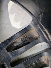 Load image into Gallery viewer, 1x Alufelge 18 Zoll 7.0" 5x114.3 35ET PW457-42003 Toyota I Rim Wheel FEL7102700183go