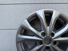 Load image into Gallery viewer, 1x Alufelge 17 Zoll 6.5" 5x112 49ET 2K7601025A VW Passat Golf I Rim Wheel FEL3301350531pk