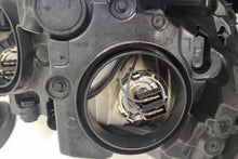 Load image into Gallery viewer, Frontscheinwerfer Skoda Fabia III 6V1941015D Links Scheinwerfer Headlight