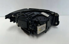 Load image into Gallery viewer, Frontscheinwerfer BMW 5 F11 F10 7317131 1EL01108721 A9731713111 Links Headlight SCH2248595356pd