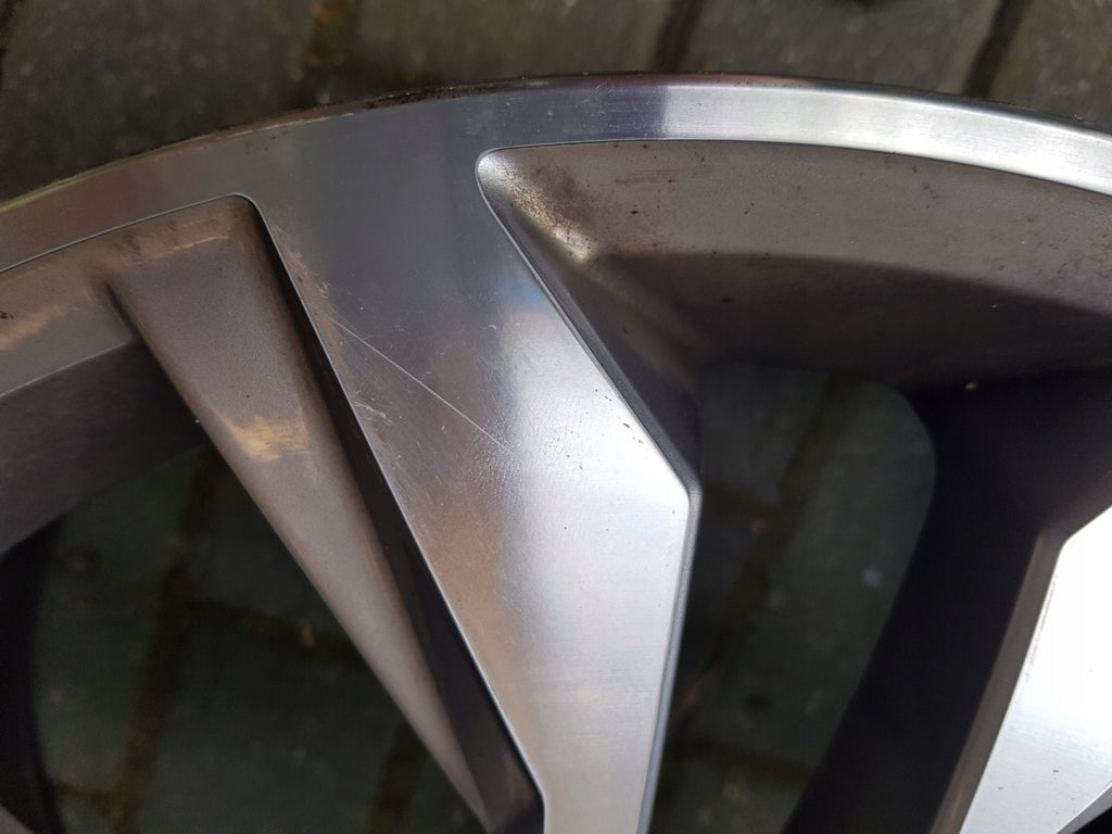 1x Alufelge 17 Zoll 7.0" 5x112 40ET Glanz Silber 3G0601025G VW Passat B8 FEL8468161758tr
