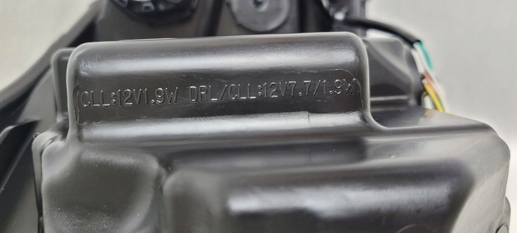 Frontscheinwerfer Mazda 2 Demio D43N-51040 Links Scheinwerfer Headlight SCH5334224492sp