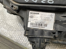 Laden Sie das Bild in den Galerie-Viewer, Frontscheinwerfer 2655849 Rechts Scheinwerfer Headlight