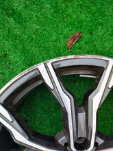 Load image into Gallery viewer, 1x Alufelge 19 Zoll 47ET 8092163 BMW X1 F48 Rim Wheel FEL9243136949fy