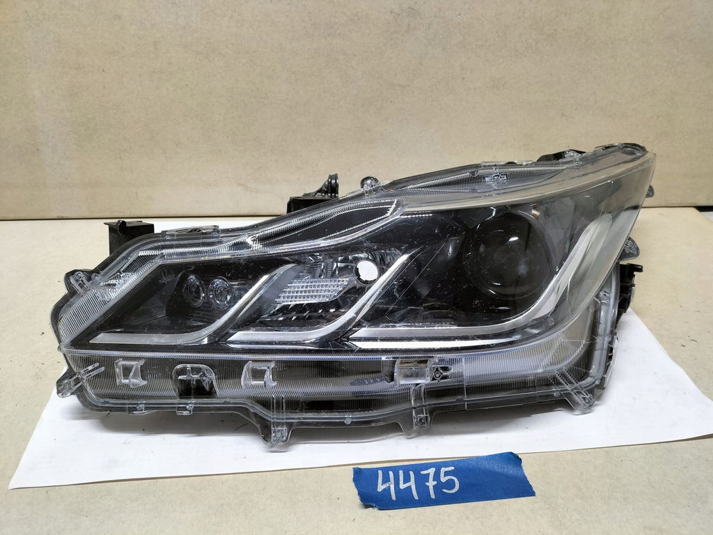 Frontscheinwerfer Toyota Corolla 81150-02T31-00 Links Scheinwerfer Headlight SCH4749441575xf