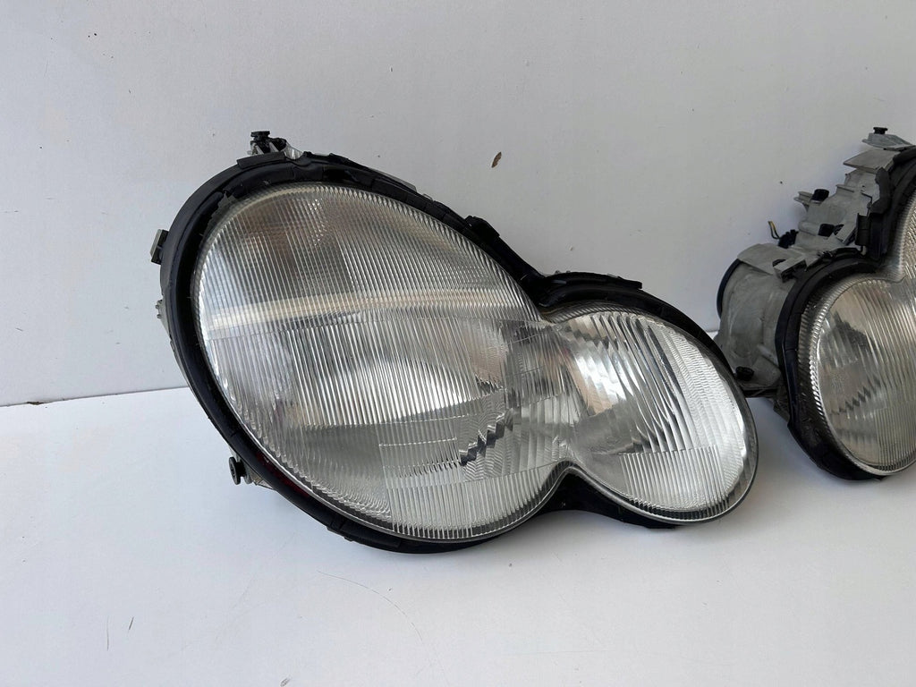Frontscheinwerfer Mercedes-Benz MCJ26182 Ein Satz Scheinwerfer Headlight SCH3447557394eu