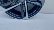 Load image into Gallery viewer, 1x Alufelge 17 Zoll 7.5&quot; 5x112 82A601025AP Audi A1 Rim Wheel