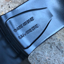 Laden Sie das Bild in den Galerie-Viewer, 1x Alufelge 18 Zoll 8.5&quot; 5x112 A2124013402 Mercedes-Benz Rim Wheel