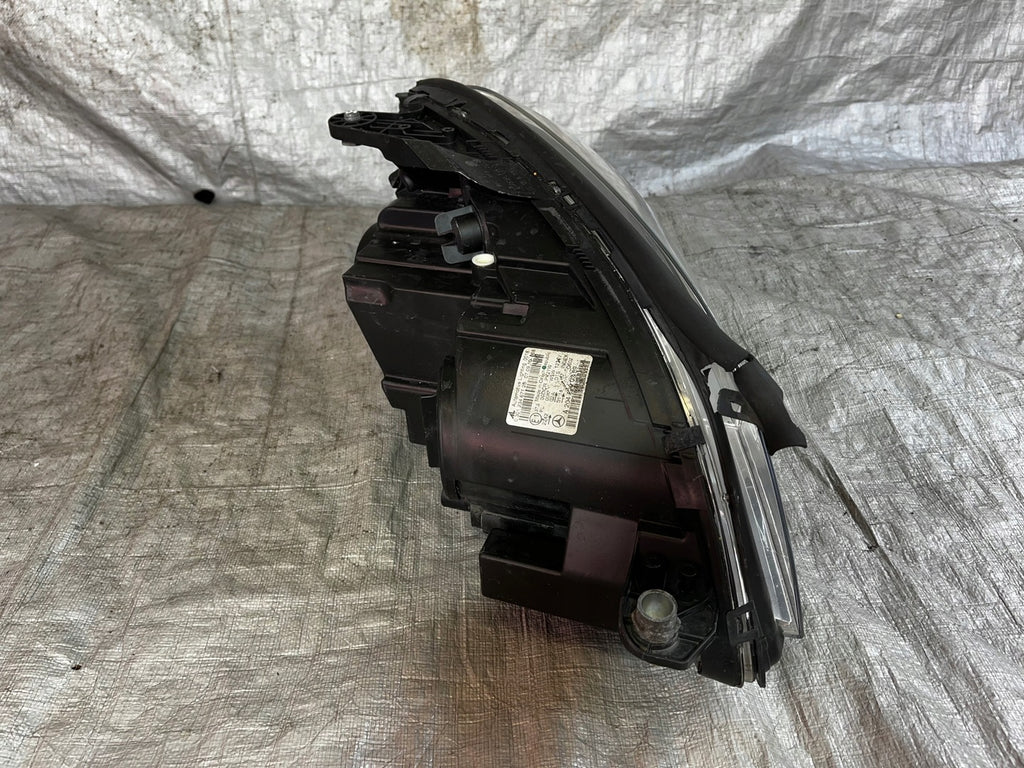 Frontscheinwerfer Mercedes-Benz W204 Xenon Links Scheinwerfer Headlight