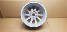 Laden Sie das Bild in den Galerie-Viewer, 1x Alufelge 16 Zoll 6.5" 5x112 46ET Glanz Silber 8V0601025BM Audi Rim Wheel FEL4603705696fo