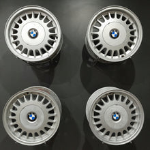 Laden Sie das Bild in den Galerie-Viewer, 4x Alufelge 15 Zoll 7.0" 5x120 20ET Silber 1179761 BMW E38 Rim Wheel FEL8304467848zd