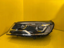 Laden Sie das Bild in den Galerie-Viewer, Frontscheinwerfer VW Touareg 7P1941031 Xenon Links Scheinwerfer Headlight