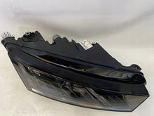 Laden Sie das Bild in den Galerie-Viewer, Frontscheinwerfer Skoda Octavia IV 5E4941016A LED Rechts Scheinwerfer Headlight SCH8249961253sd