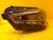 Laden Sie das Bild in den Galerie-Viewer, Frontscheinwerfer Mercedes-Benz Cla A1189061301 LED Links Scheinwerfer Headlight