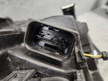 Laden Sie das Bild in den Galerie-Viewer, Frontscheinwerfer BMW 3 E91 E90 6264310002SCZ 6942739 7161671 Links Headlight SCH3021508889dz