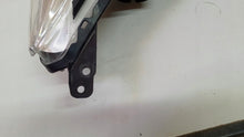 Laden Sie das Bild in den Galerie-Viewer, Frontscheinwerfer Mazda II C513-51040 Xenon Links Scheinwerfer Headlight