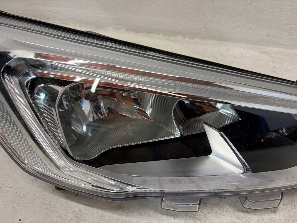 Frontscheinwerfer Ford Focus JX7B-13W029-AE Rechts Scheinwerfer Headlight SCH5722831013yr
