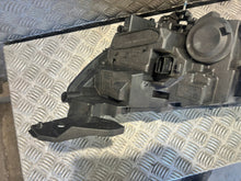 Laden Sie das Bild in den Galerie-Viewer, Frontscheinwerfer Peugeot II 208 9833036180 LED Rechts Scheinwerfer Headlight SCH9396963635xa