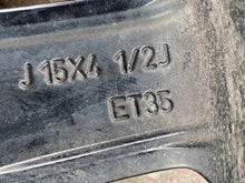Load image into Gallery viewer, 1x Alufelge 15 Zoll 4.5" 4x100 35ET Glanz Silber 426110H050 Toyota Aygo FEL1969688637ur
