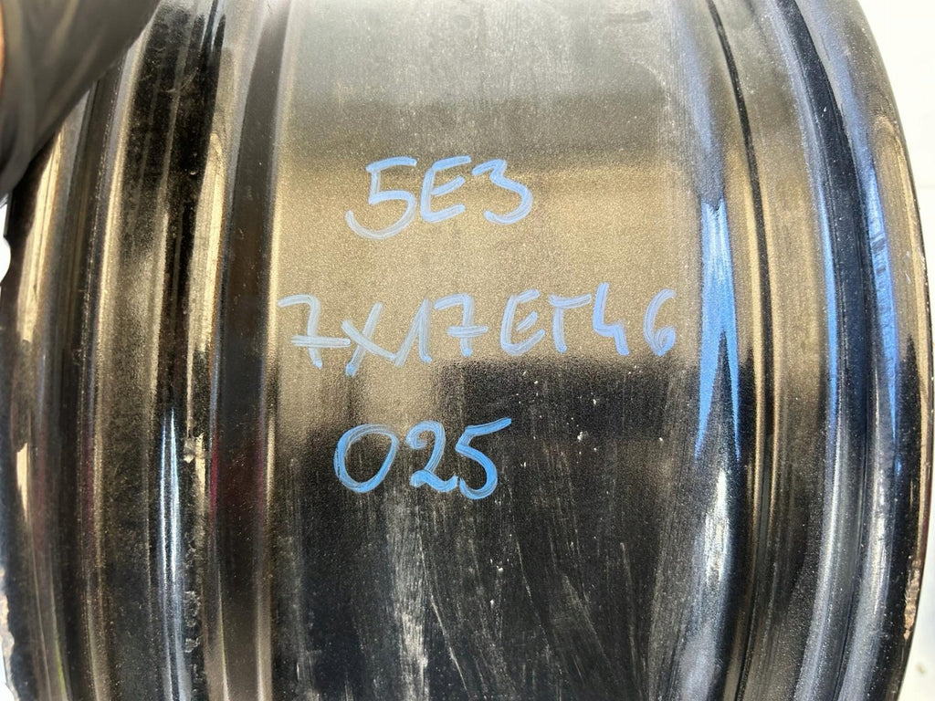 1x Alufelge 17 Zoll 7.5" 5x112 46ET Graphit 5E3601025 Mg Octavia 5e3 Iv FEL8012421038qa