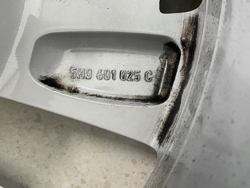 1x Alufelge 17 Zoll 7.5" 5x112 51ET Glanz Silber 5H0601025C VW Golf Viii FEL1419163574zr