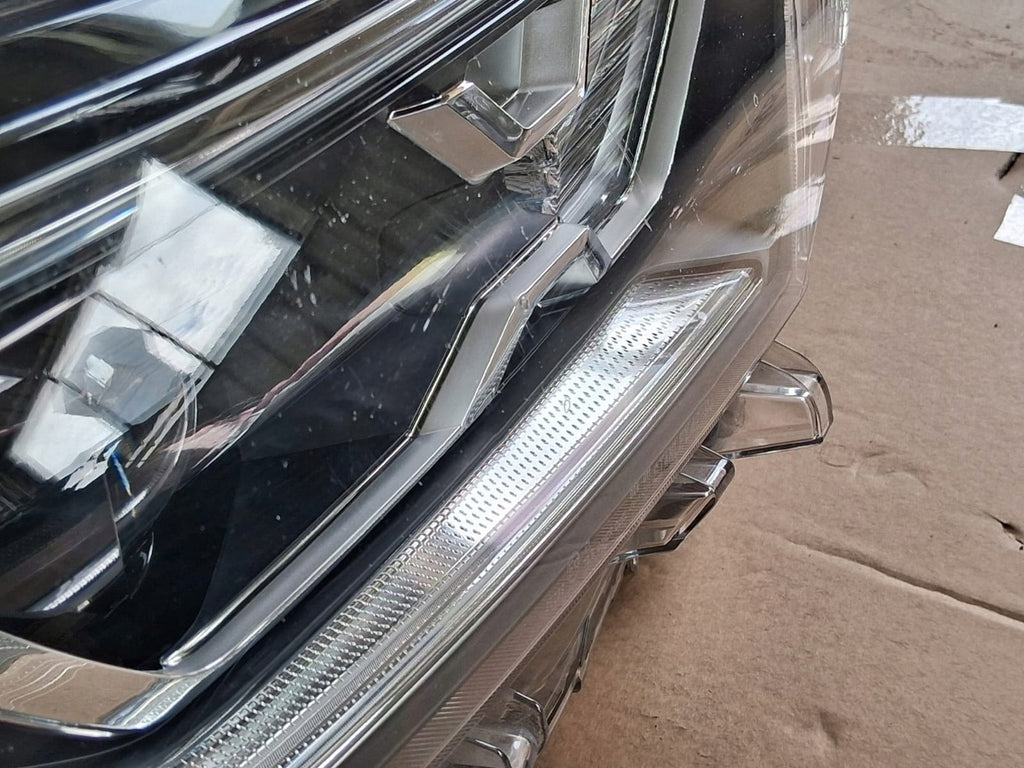 Frontscheinwerfer Toyota V I BCHC6777 LED Rechts Scheinwerfer Headlight SCH9101279338yb