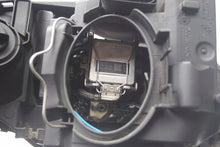 Load image into Gallery viewer, Frontscheinwerfer Audi A3 8P0941003R Xenon Links Scheinwerfer Headlight