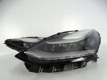 Laden Sie das Bild in den Galerie-Viewer, Frontscheinwerfer Tesla 3 1077375-00-C LED Links Scheinwerfer Headlight