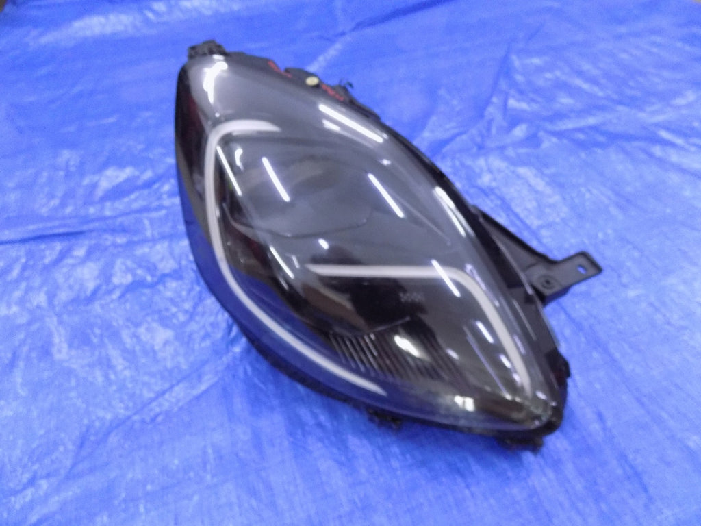 Frontscheinwerfer Ford Puma L90202396 Ein Stück (Rechts oder Links) Headlight SCH4943038098jt