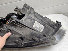 Laden Sie das Bild in den Galerie-Viewer, Frontscheinwerfer Volvo S80 V70 III 8635076 Rechts Scheinwerfer Headlight SCH4919509688xx