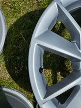 Load image into Gallery viewer, 4x Alufelge 16 Zoll 7.0" 5x112 35ET Glanz Silber 8W0601025B Audi A4 Rim Wheel FEL6317133558sb