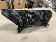 Laden Sie das Bild in den Galerie-Viewer, Frontscheinwerfer Renault Captur I 260606152R LED Links Scheinwerfer Headlight