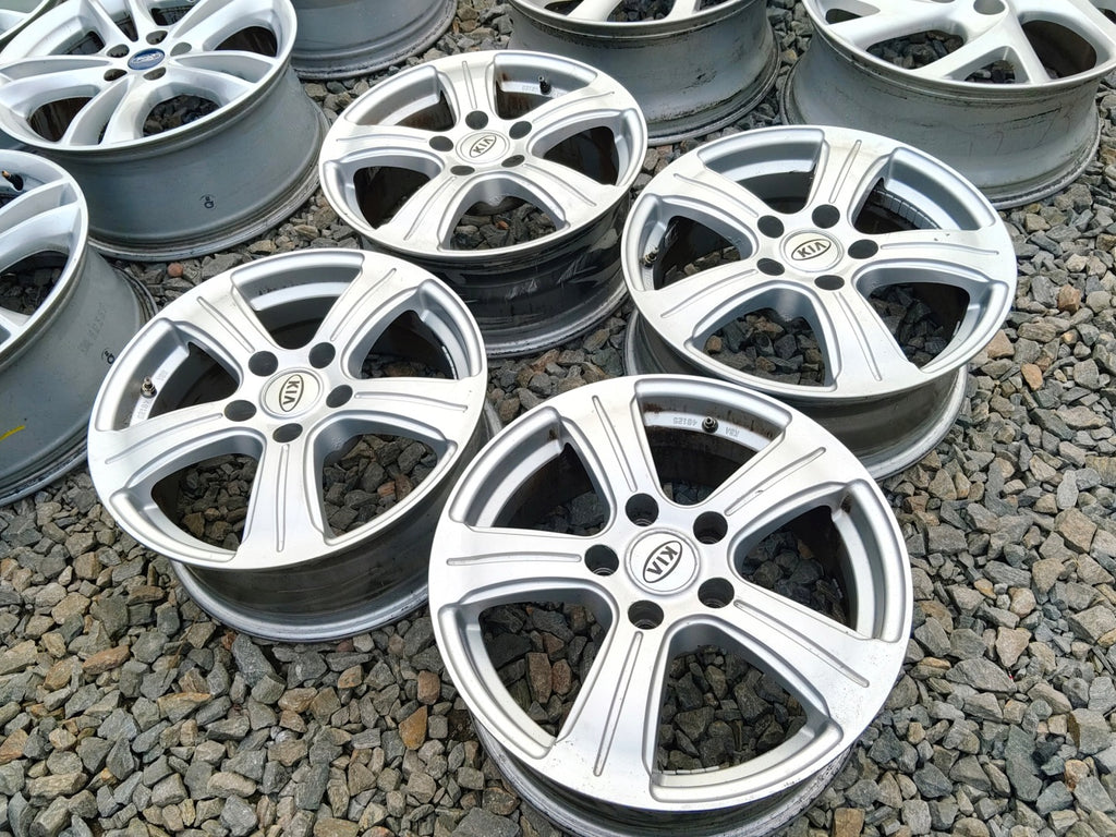 4x Alufelge 16 Zoll 6.5" 5x114.3 31ET Glanz Silber Hyundai I Rim Wheel FEL9105965318hc
