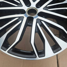 Laden Sie das Bild in den Galerie-Viewer, 1x Alufelge 20 Zoll 8.5" 5x112 45ET Glanz 4G0601025CR Audi A6 Rim Wheel FEL3943994638xr