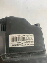 Laden Sie das Bild in den Galerie-Viewer, Frontscheinwerfer Peugeot 208 9841641980 Rechts Scheinwerfer Headlight SCH7371197634nn