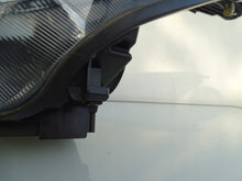 Load image into Gallery viewer, Frontscheinwerfer Ford Focus F1EB-13W030-AC Links Scheinwerfer Headlight