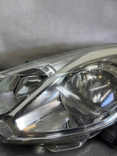 Laden Sie das Bild in den Galerie-Viewer, Frontscheinwerfer Citroën C3 II 9673814980 Links Scheinwerfer Headlight SCH1075892658fh