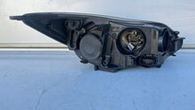 Laden Sie das Bild in den Galerie-Viewer, Frontscheinwerfer Ford Focus BM51-13W030-AF Links Scheinwerfer Headlight