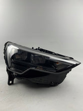 Laden Sie das Bild in den Galerie-Viewer, Frontscheinwerfer Audi Q3 83A941012 LED Rechts Scheinwerfer Headlight SCH6135036315nv