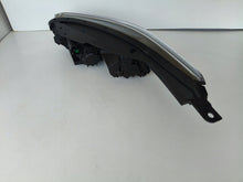 Laden Sie das Bild in den Galerie-Viewer, Frontscheinwerfer Kia Ceed 92102-J7500 Rechts Scheinwerfer Headlight SCH6374638102zk