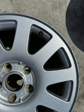 Laden Sie das Bild in den Galerie-Viewer, 1x Alufelge 16 Zoll 7.0" 5x112 4A0601025P Audi A6 C4 Rim Wheel FEL8184061803mk