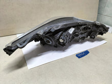 Laden Sie das Bild in den Galerie-Viewer, Frontscheinwerfer Toyota Corolla 1EL01091202 Links Scheinwerfer Headlight SCH9832083704he