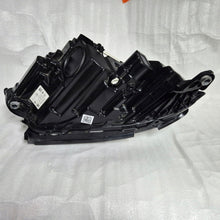 Laden Sie das Bild in den Galerie-Viewer, Frontscheinwerfer Mercedes-Benz W213 A21390687 Links Scheinwerfer Headlight SCH5105347281qe