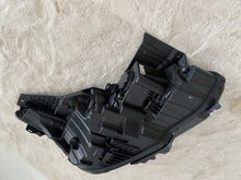 Laden Sie das Bild in den Galerie-Viewer, Frontscheinwerfer Kia Ev6 Links Scheinwerfer Headlight SCH9102872451nb