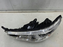 Laden Sie das Bild in den Galerie-Viewer, Frontscheinwerfer Mitsubishi Outlander I Sport Links Scheinwerfer Headlight SCH9351680775xo