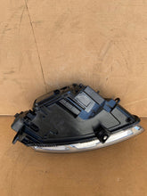Load image into Gallery viewer, Frontscheinwerfer Audi A6 C6 4F0941003AK Bi-Xenon Links Scheinwerfer Headlight SCH7540412512qg